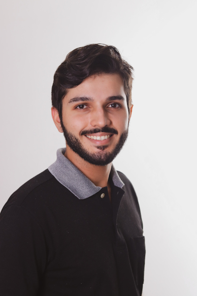 [Foto profissional de [Seu Nome]]